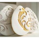Golden French Easter decora..