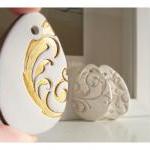 Golden French Easter decora..