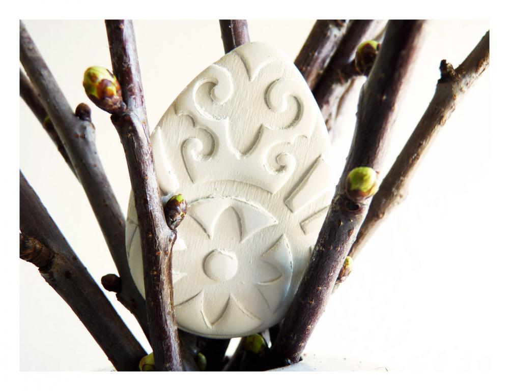 Andalusian/ Spanish Easter ornaments - white ceramic, handpainted.
