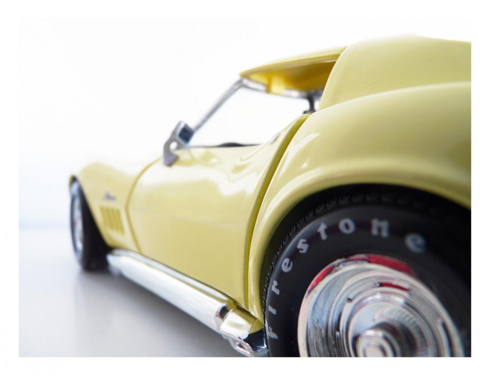 1969 Corvette collectible HotWheels car 1:18